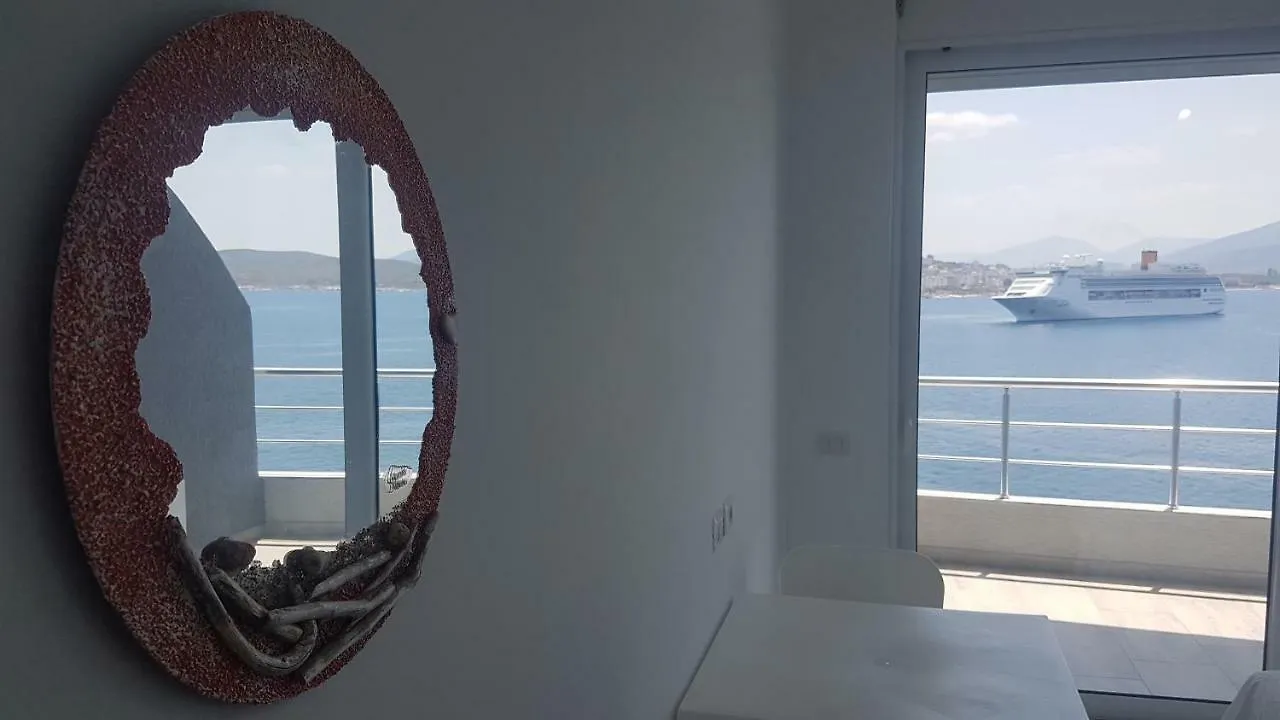 Kristina Bellavista Rooms Sarande 0*,