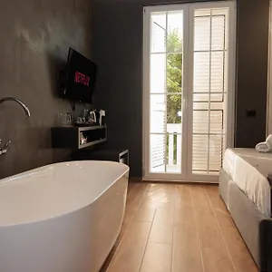 bel-ami.hotels-in-tirana.com/