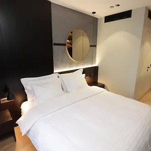 gremmy-boutique.hotels-in-tirana.com/