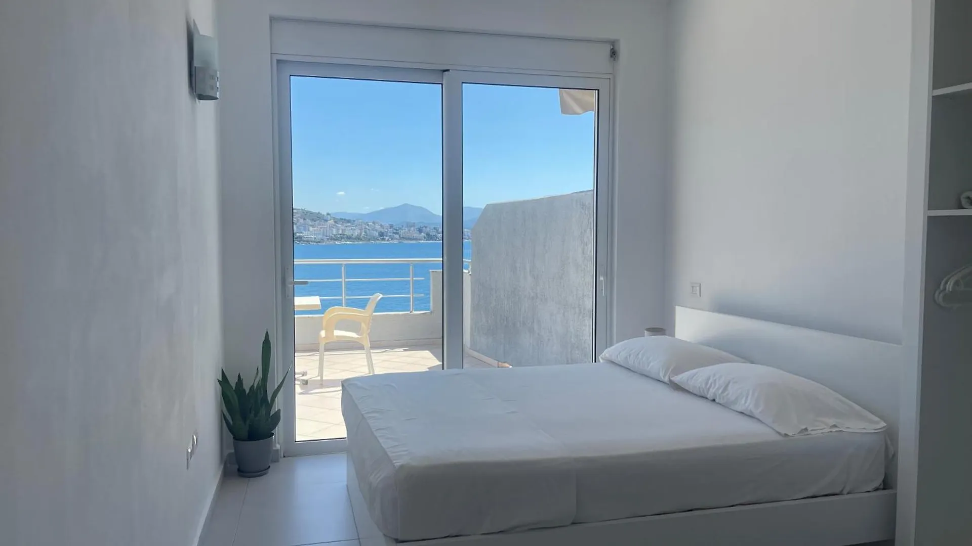 Kristina Bellavista Rooms Sarande